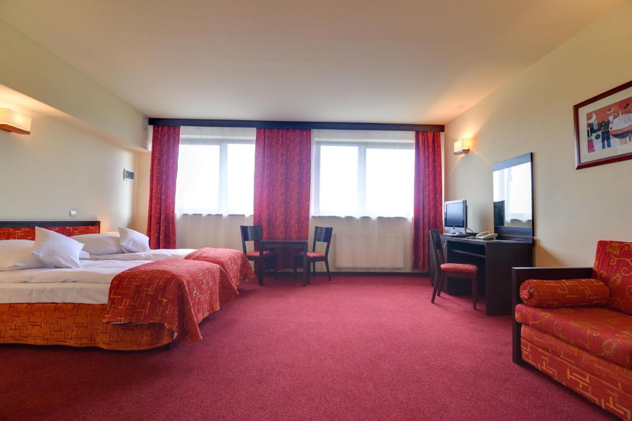 Bed & Breakfast Hyrny *